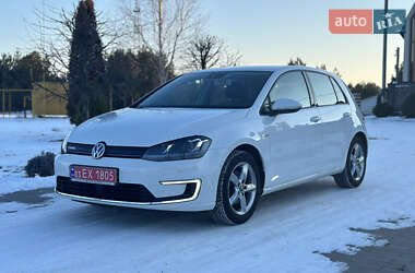 Хетчбек Volkswagen e-Golf 2015 в Сарнах