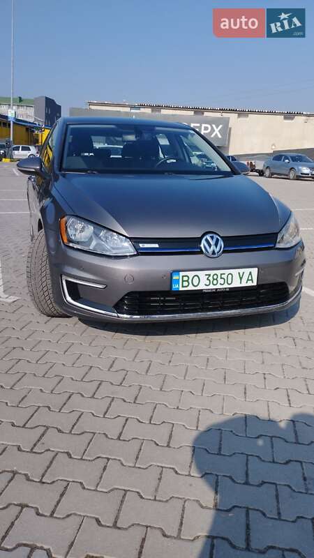 Хэтчбек Volkswagen e-Golf 2014 в Тернополе