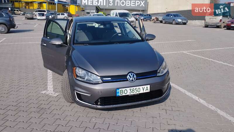 Хэтчбек Volkswagen e-Golf 2014 в Тернополе