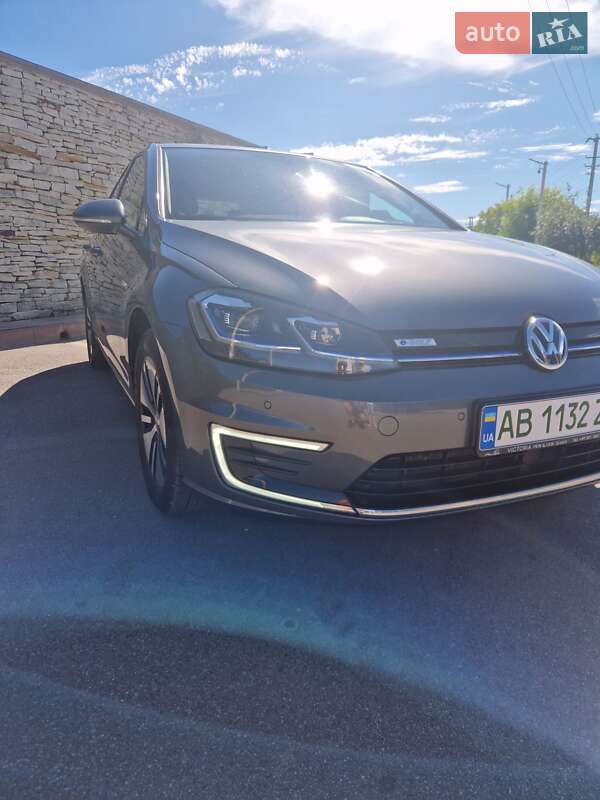 Хэтчбек Volkswagen e-Golf 2020 в Виннице