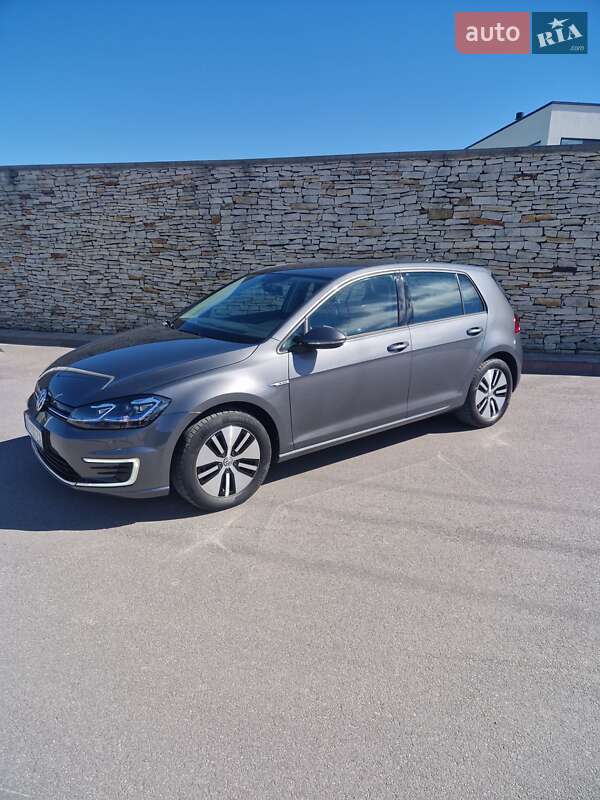 Хэтчбек Volkswagen e-Golf 2020 в Виннице