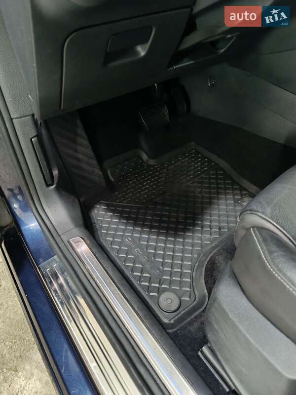 Хэтчбек Volkswagen e-Golf 2016 в Ровно фото 83 Хэтчбек Volkswagen e-Golf 2016 в Ровно