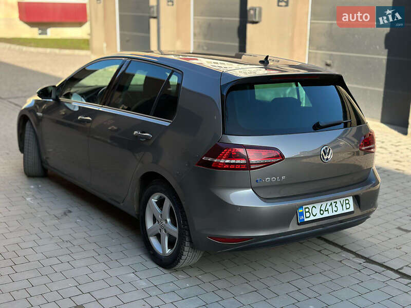 Хэтчбек Volkswagen e-Golf 2014 в Каменец-Подольском