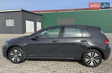 Хетчбек Volkswagen e-Golf 2021 в 
