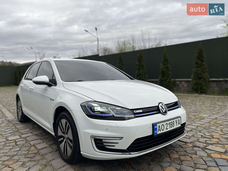 Хетчбек Volkswagen e-Golf 2020 в Мукачевому