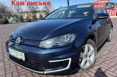 Хэтчбек Volkswagen e-Golf 2015 в Днепре