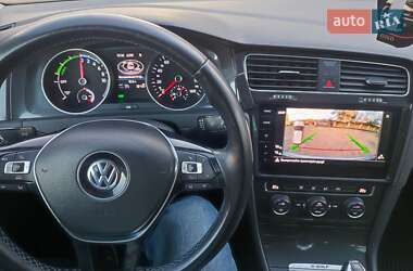 Хэтчбек Volkswagen e-Golf 2017 в Могилев-Подольске