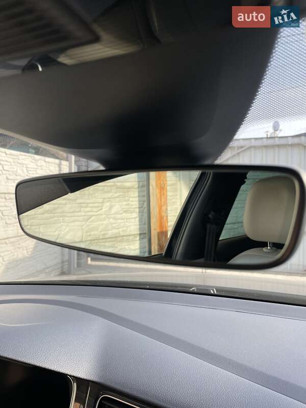 Хетчбек Volkswagen e-Golf 2019 в Полтаві