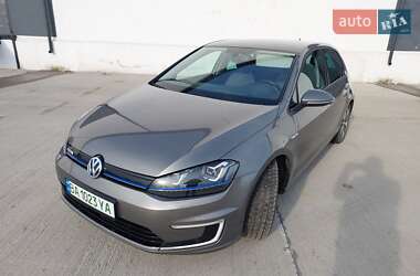 Хетчбек Volkswagen e-Golf 2014 в Кропивницькому