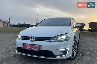 Хетчбек Volkswagen e-Golf 2018 в 