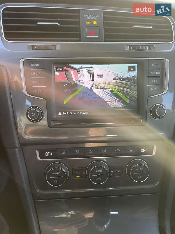 Хэтчбек Volkswagen e-Golf 2016 в Кривом Роге