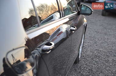 Хэтчбек Volkswagen e-Golf 2015 в 
