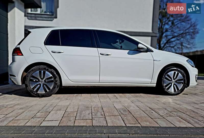 Хетчбек Volkswagen e-Golf 2020 в Жовкві