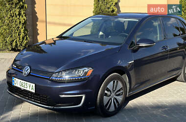 Хэтчбек Volkswagen e-Golf 2015 в 