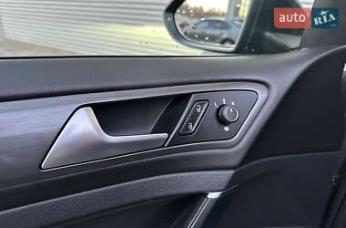 Хетчбек Volkswagen e-Golf 2020 в 