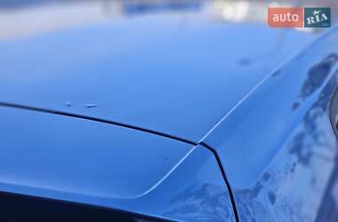 Хэтчбек Volkswagen e-Golf 2015 в 