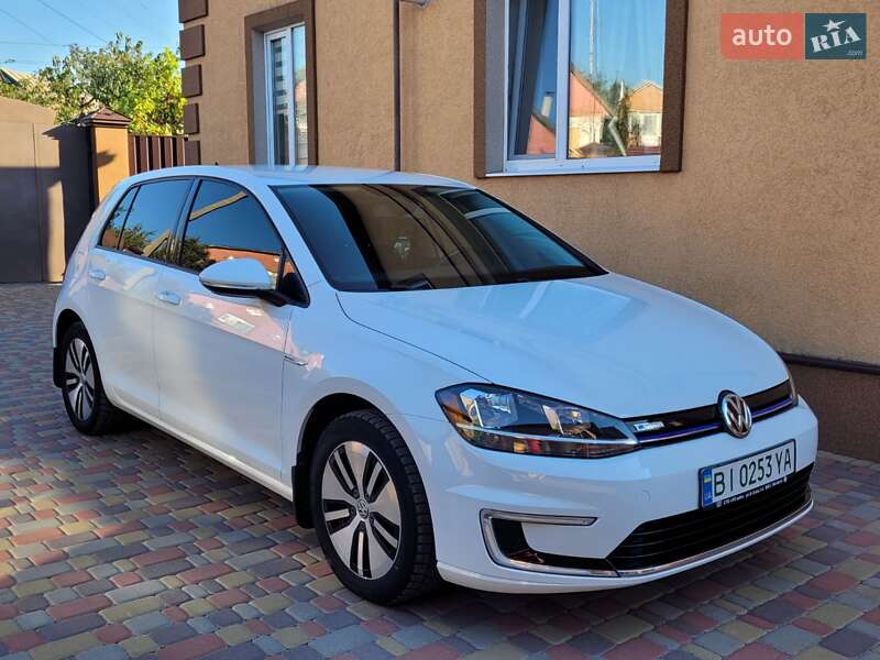 Volkswagen e-Golf 2017