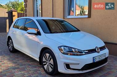 Хэтчбек Volkswagen e-Golf 2017 в 