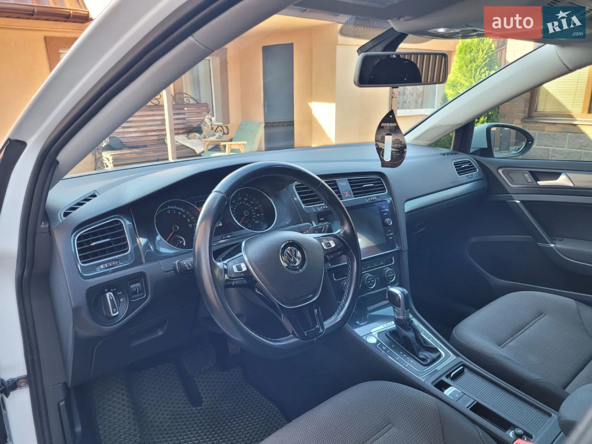 2017 Volkswagen Golf - мініатюра 38