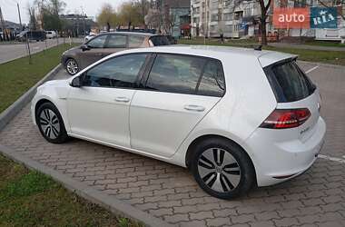 Хэтчбек Volkswagen e-Golf 2015 в Дрогобыче