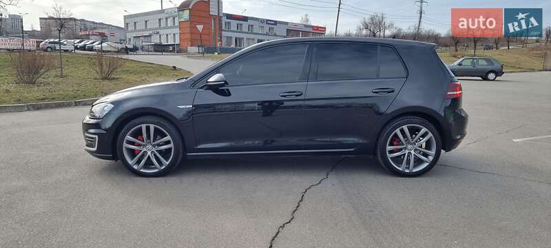 Хетчбек Volkswagen e-Golf 2015 в Кривому Розі
