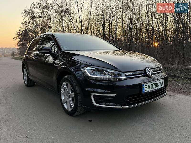 Хэтчбек Volkswagen e-Golf 2020 в Кропивницком