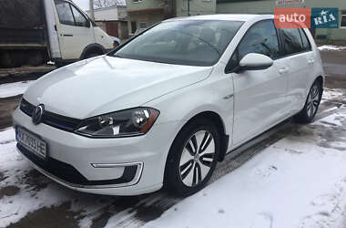 Хетчбек Volkswagen e-Golf 2016 в 