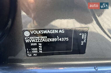 Хетчбек Volkswagen e-Golf 2019 в 