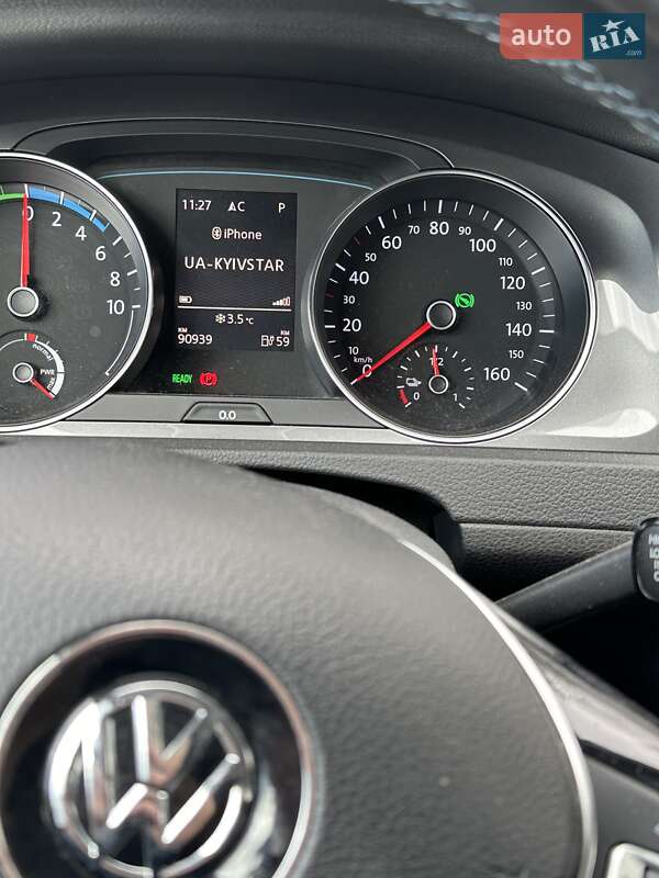 Хетчбек Volkswagen e-Golf 2016 в Світловодську