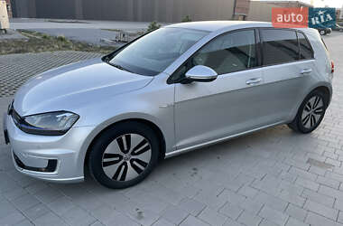 Хэтчбек Volkswagen e-Golf 2015 в Хмельницком