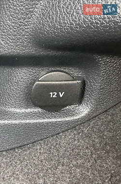Хетчбек Volkswagen e-Golf 2014 в 