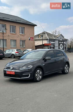 Хэтчбек Volkswagen e-Golf 2020 в 