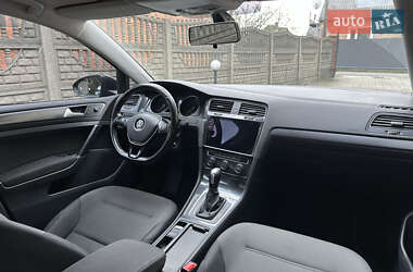 Хэтчбек Volkswagen e-Golf 2020 в 