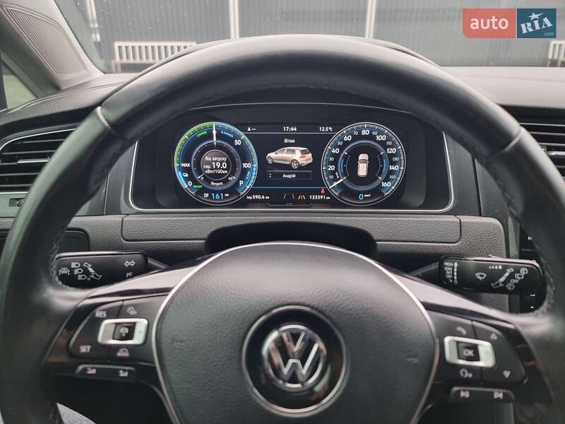 Хетчбек Volkswagen e-Golf 2018 в Мукачевому