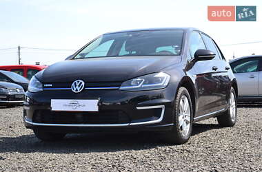 Хэтчбек Volkswagen e-Golf 2018 в 
