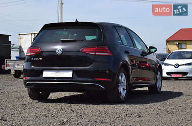 Хэтчбек Volkswagen e-Golf 2018 в 