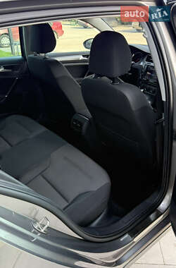 Хетчбек Volkswagen e-Golf 2014 в 