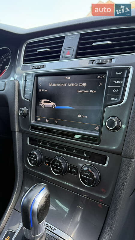 Хетчбек Volkswagen e-Golf 2014 в Ужгороді