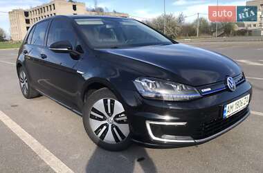 Хэтчбек Volkswagen e-Golf 2016 в Житомире