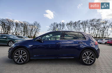 Хетчбек Volkswagen e-Golf 2019 в 