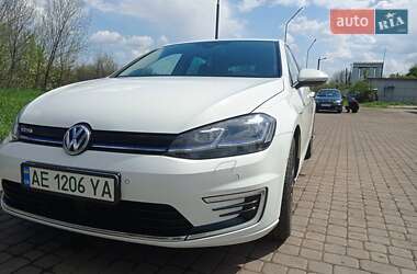 Хетчбек Volkswagen e-Golf 2019 в Павлограді