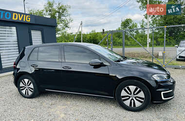 Хэтчбек Volkswagen e-Golf 2016 в 