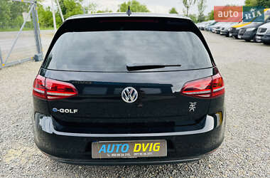 Хэтчбек Volkswagen e-Golf 2016 в 