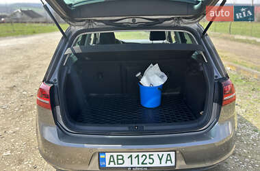Хэтчбек Volkswagen e-Golf 2014 в 