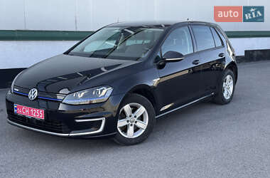 Хетчбек Volkswagen e-Golf 2016 в 