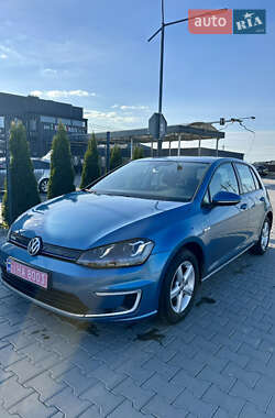 Хэтчбек Volkswagen e-Golf 2015 в Львове