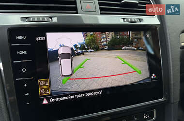 Хэтчбек Volkswagen e-Golf 2020 в 