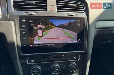 Хетчбек Volkswagen e-Golf 2020 в 