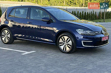 Хетчбек Volkswagen e-Golf 2020 в 