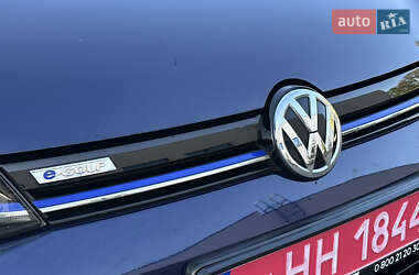 Хетчбек Volkswagen e-Golf 2020 в 